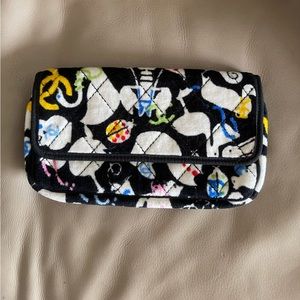 CHANEL Baby Animals Clutch Handbag Logo CC - never used!